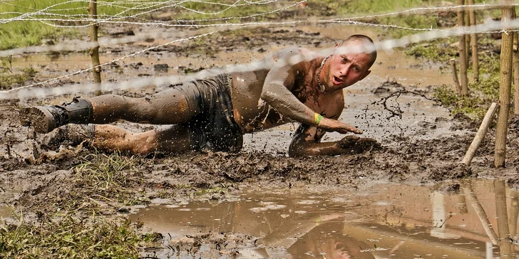 Účast na závodu Saper Cross: trasa přes 5 km, doprovodný program a tričko