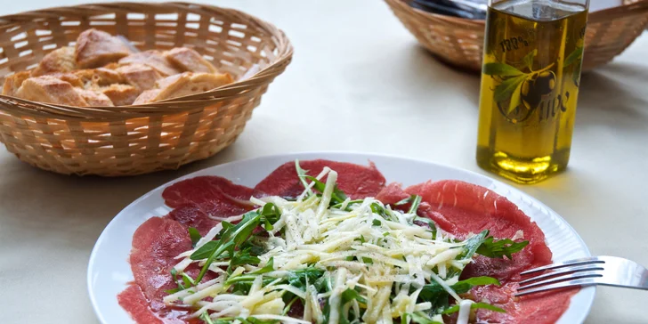 Oběd pro vás: těstoviny, rizoto nebo hovězí carpaccio podle vašeho výběru