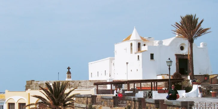 Ischia s výlety: 7 nocí s polopenzí, doprava vč. trajektu, 5 minut od pláže