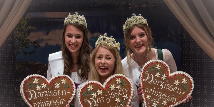 Rakouský největší květinový festival: narcisové korzo a Hallstatt na 1 noc