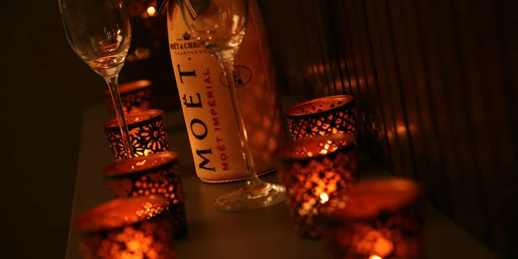 Uvolněte se: privátní vířivka, sauna, masáž i občerstvení pro 2 osoby