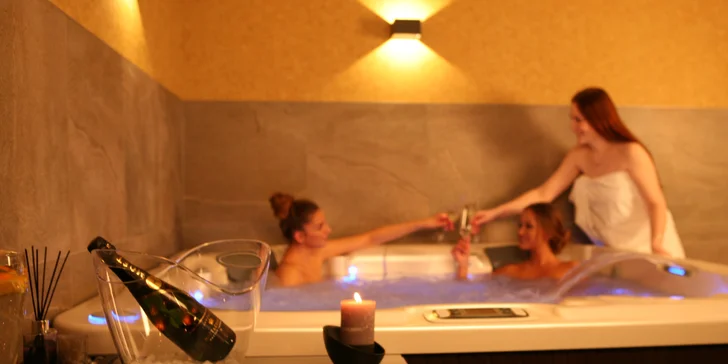 Uvolněte se: masáže, privátní vířivka, sauna i romantický balíček pro 2 osoby