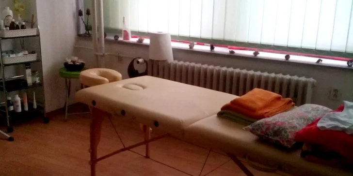 Zasloužený odpočinek: relaxační masáž včetně aromaterapie