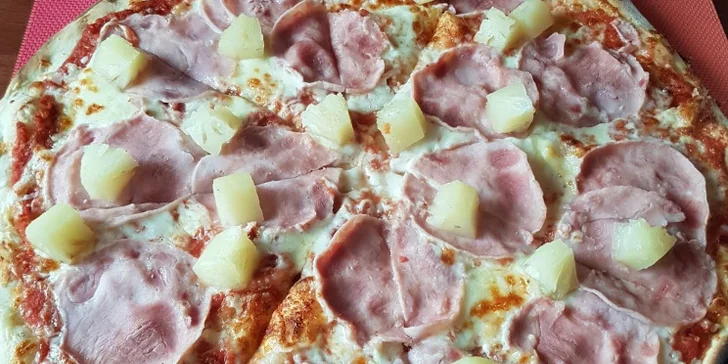 Najezte se po italsku: dvě pizzy zdobené vašimi oblíbenými ingrediencemi