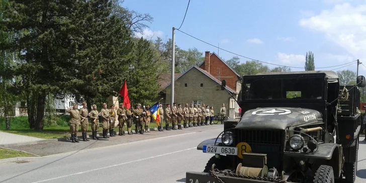 Zážitek jako v roce 1944: jízda v historickém náklaďáku GMC CCKW