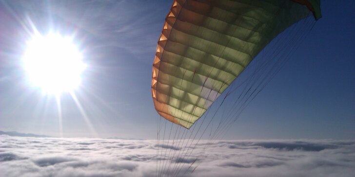 Tandemový paragliding: vyhlídkový nebo termický let v Beskydech