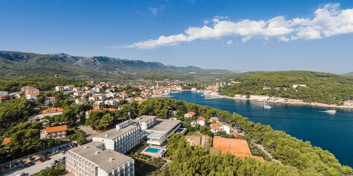 Zářijová dovolená v Chorvatsku s all inclusive nebo polopenzí, 50 m od pláže