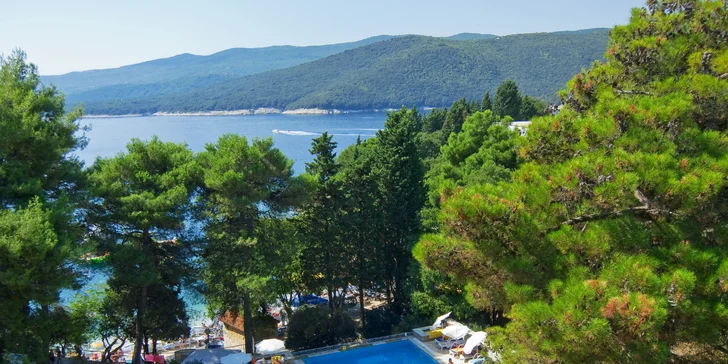 Červnová dovolená v Chorvatsku: hotely s all inclusive nebo s polopenzí
