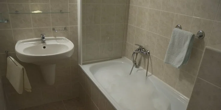 Březnová dovolená ve Špindlerově Mlýně: lyžovačka, polopenze a sauna
