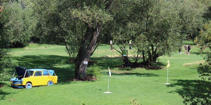 Trochu jiný golf – fotbalgolf: jedna hra na hřišti v areálu Rosmarina