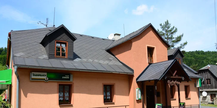 Pobyt v Jeseníkách vč. wellness a polopenze: pro 2 + dítě do 11,9 let zdarma