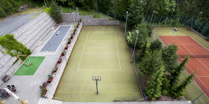 Letní dovolená v Posázaví pro pár nebo rodinu: polopenze i zábava v areálu
