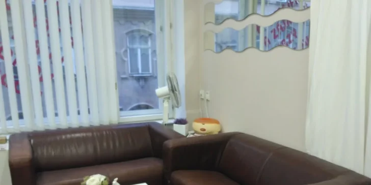Manikúra vč. modeláže nehtů gelem - barva dle výběru