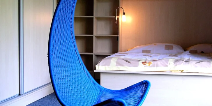 Apartmá Standard - ložnice a dětmi oblíbená houpačka :)
