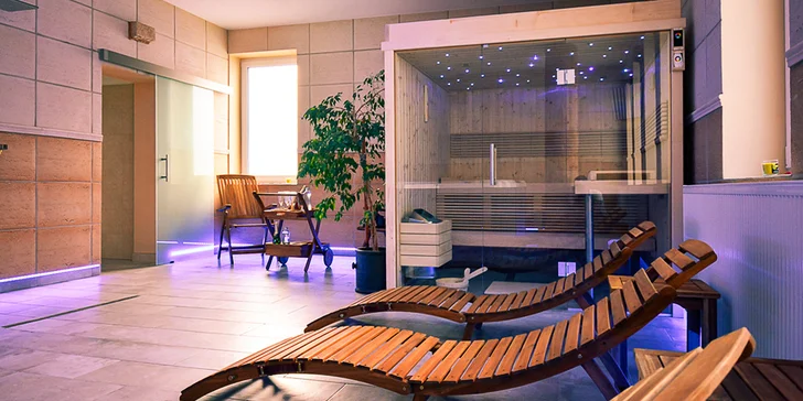 Zvolit můžete variantu s hodinou ve wellness a půlhodinovou masáží. 