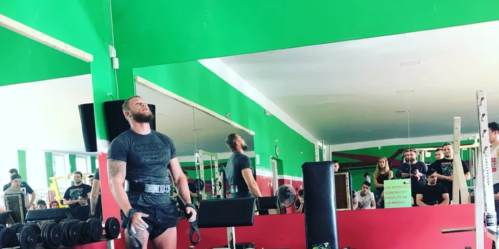 Fit do plavek: 3měsíční permanentka do fitka a 50 minut solária k tomu
