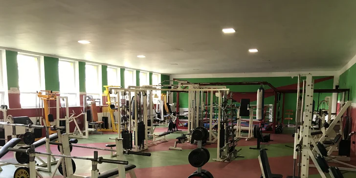 Fit do plavek: 3měsíční permanentka do fitka a 50 minut solária k tomu