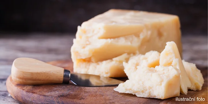 150 nebo 300 g parmazánu z mléka italského alpského skotu vaca bruna
