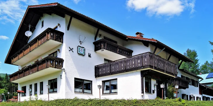 Klidná dovolená na bavorské straně Šumavy s polopenzí, saunou i kuželkami