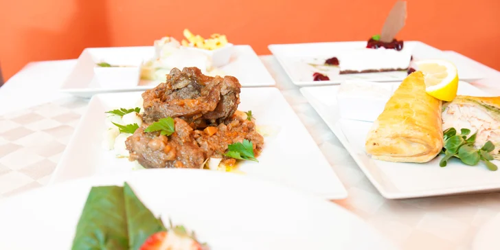 Letní menu pro dva: losos, šafránové rizoto i cheesecake + láhev vína