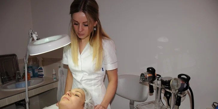 Non-stop krásná: permanentní make-up obočí nebo rtů