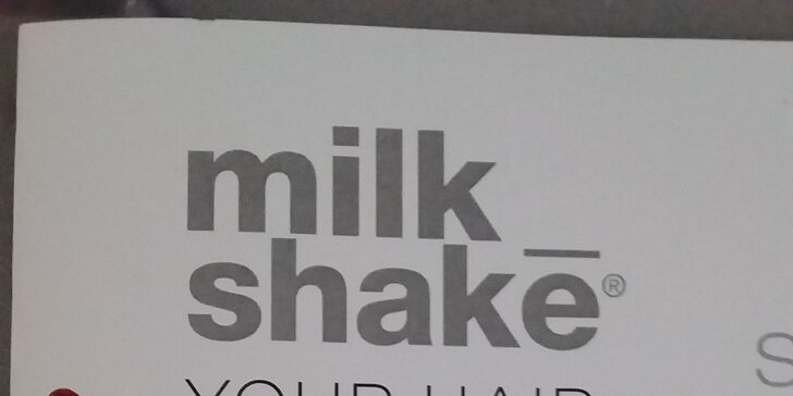 Kadeřnické balíčky pro všechny délky vlasů: tónování milk shake i střih