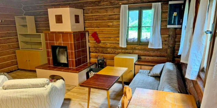 Ve Vrchlabí budete mít připravený útulný Srub pod třešněmi, kam se „nastěhujete“ až v 6 výletnících. 