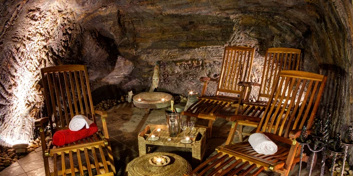 Užijete si finskou saunu s krásnou odpočinkovou zónou nebo unikátní parní lázeň v jeskyni z 15. století, tzv. Stone Bath.