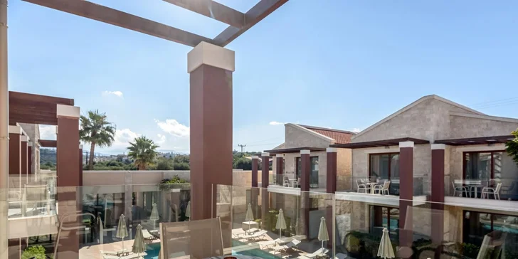 Balkon či terasa jsou jako stvořené pro večerní sklenku vína.