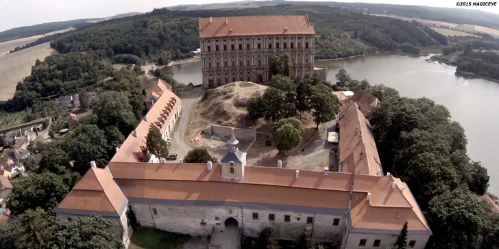 Vezměte své blízké na výlet: rodinný vstup na prohlídku zámku Plumlov