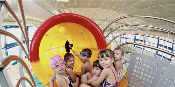 Vodní hrátky v Letňanech: 1 vstup i přenosná permanentka do aquacentra
