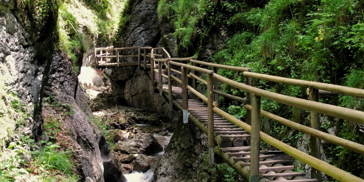 Jednodenní poznávací výlet do kaňonu Medvědí soutěska v Rakousku