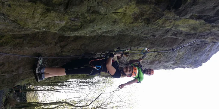 Kurz lezení via ferrata na Slánské hoře pro jednoho, pár nebo partu