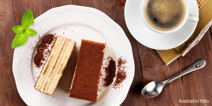 Kavárna s galerií: tiramisu a káva nebo limonáda z exotického ovoce