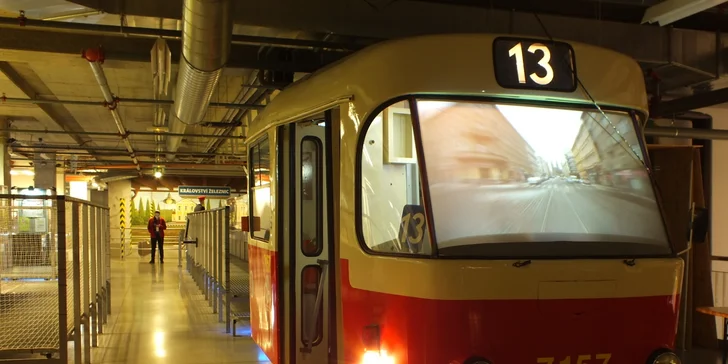 Vstup do největšího modelového kolejiště v ČR a dvě fotky na památku