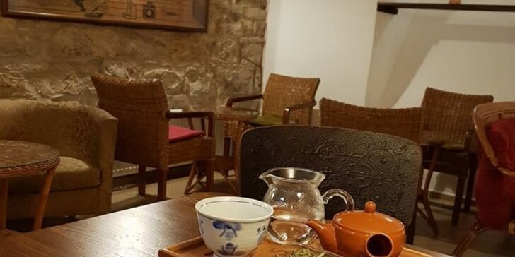 Poklidný dýchánek v čajovně u Vltavy: vodní dýmka a výběr z menu za 200 Kč
