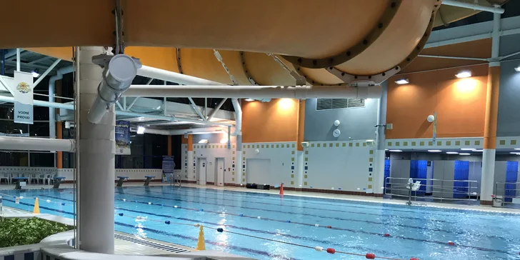 Vodní hrátky v Letňanech: 1 vstup i přenosná permanentka do aquacentra