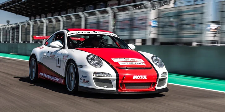 PORSCHE 911 GT3