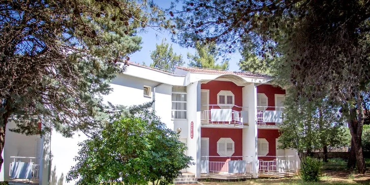Dovolená v letovisku Vodice s polopenzí či light all inclusive, až 2 děti zdarma