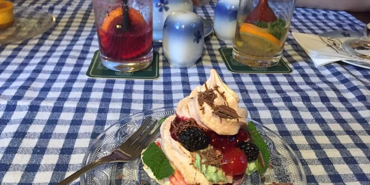 Dárkový voucher na cokoli z menu vyhlášené restaurace v hodnotě 500 Kč