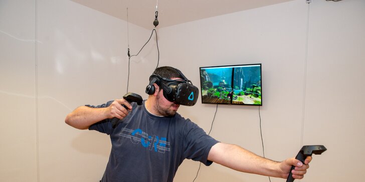 Hodina virtuální reality pro 1–4 osoby s brýlemi HTC Vive