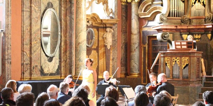 Zářijové koncerty Smetana, Dvořák a Vivaldi v Zrcadlové kapli Klementina