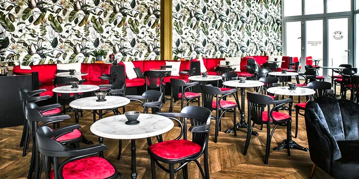 Čeká vás polopenze, kterou si vychutnáte v elegantní restauraci.