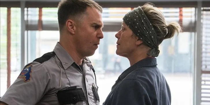 Filmová lahůdka v Lucerně: 2 vstupenky na Tři billboardy kousek za Ebbingem