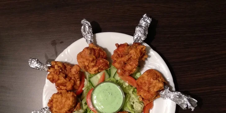 Chicken lollipop: 10 smažených kuřecích křídel po indicku a 0,5l nápoj pro 2