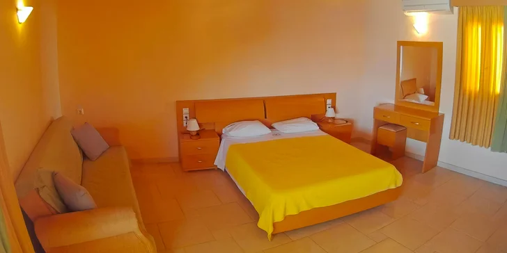 Bydlet budete ve 3* hotelu Apollo. 