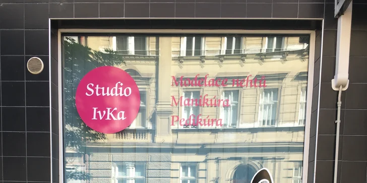 Permanentní make-up obočí pomocí techniky 3D vláskování