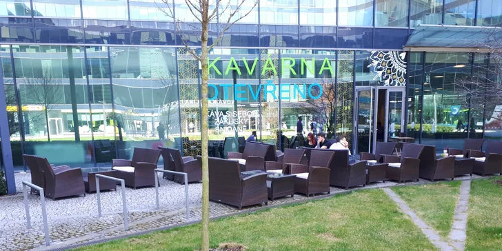 Start dne v Karolina Parku: 4 druhy snídaní, i sladká nebo anglická, vč. nápoje