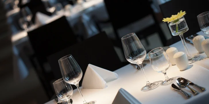 Cokoli z jídelního lístku MA’MA Café Restaurant