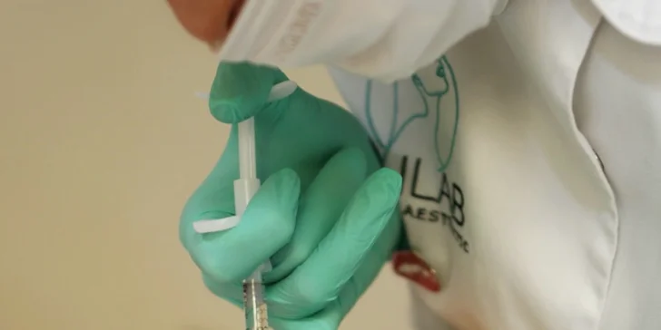 Sáhnout můžete také po kombinaci s procedurou zaměřenou na hydrataci rtů.